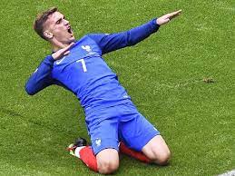 Frankreich in der tabelle der gruppe c. Zweimal Griezmann Frankreich Dreht Spiel Gegen Irland Fussball Em Badische Zeitung