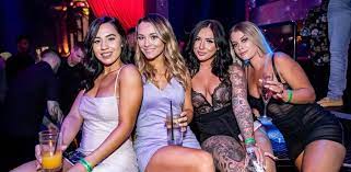 Whether you're a local, new in town, or just passing through, you'll be sure to find something on eventbrite that piques your interest. 21 Legit Ways To Meet Single Cougars In Las Vegas In 2021