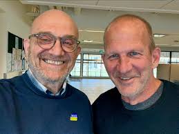 My friend Jamie and I dropped by the U of Manitoba Bisons football practice  to say hi to coach Brian Dobie. Jamie and Brian were teammates