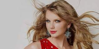 They're just like you and me. Top 10 Most Famous Female Celebrities In The World List Successstory