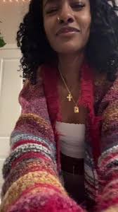 pls tell me yall saw that vid of them doing this dance