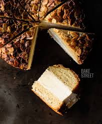 Bienenstich – Bee Sting Cake