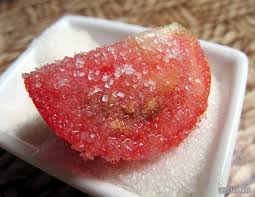 1.dimakan begitu saja untuk mendapatkan nutrisinya dan kandungan air yang tinggi bagi melembapkan kulit dan sarat dengan mineral, kalsium, vitamin a, vitamin c, flavonoid. Guna Tomato Dah Boleh Dapat Kulit Cantik Dan Gebu Ikut 3 Cara Mudah Ini Senang Je