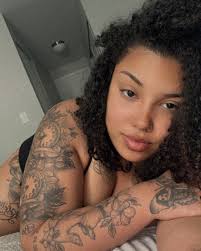 Adia Anderson (@babydee34.__) • Instagram photos and videos