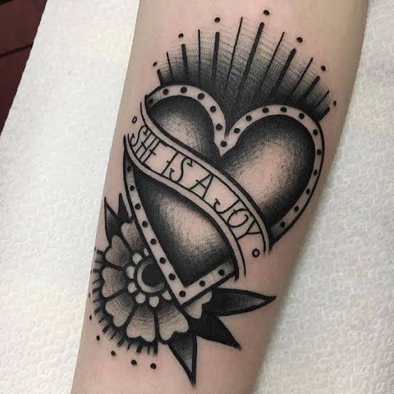 SALON SERPENT TATTOO