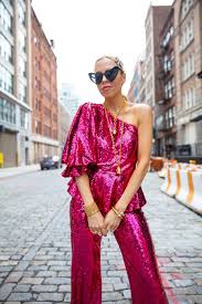 101 Classy Festive New Year S Eve Outfit Ideas For 2020 To Sparkle The Holiday Away Christmas Too Hello Bombshell Eve Outfit New Years Eve Outfits Casual Christmas Party Outfit
