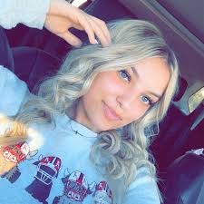 How many pumps of flavor are usually put in energy drinks?