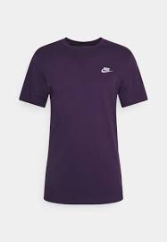Best violet shirt of plus size from plus size collections for sale with up to 36.00% off. Nike Sportswear Club Tee T Shirt Basic Grand Purple White Lila Zalando Cz