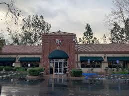 Bj S Mini Deep Dish Pizza Calories Signature Deep Dish Pizza Award Winning Craft Beer Westlake Village Ca 91362 Locations Bj S Restaurants And Brewhouse
