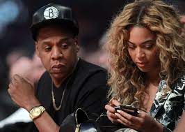 Beyonce checking on Jay Z's phone - Mirror Online