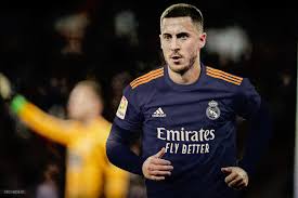 The real madrid away kit returns to black, a colour that has been taken on by the fans and with which real madrid has already experienced historic moments, such as the winning of the eighth european cup. 21 22 Away Kit Realmadrid