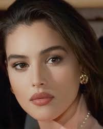 Lynn Arakaki (@just.lynnie808) • Threads, Say more