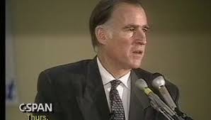 Larry Hennessy's Instagram, Twitter & Facebook