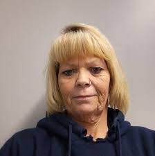 Linda Poe's Instagram, Twitter & Facebook