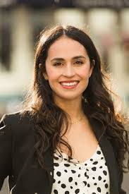 Carmen Barr's Instagram, Twitter & Facebook