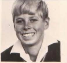 Trying to get in touch with oldboy Colin Lannon. We were in the school  togther in the 60's! My number 2961 (now in my 70's, old enough to be a  real "old