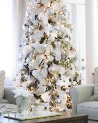 Snow White Christmas Tree Pic By Mychicabode Green Christmas Tree Decorations Christmas Tree Inspiration Christmas Tree Decorations