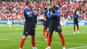 Showing you guys some fifa 21 signature celebrations including mbappe, messi, ronaldo and much more new ones! Wm 2018 Kylian Mbappe Erklart Seinen Jubel German Site