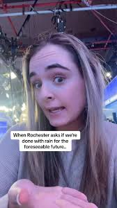 You know the saying: April showers bring May flowers 🤠 #rain #aprilshowers  #ROC