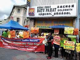 The nearest train station is in the nearby town of kluang, which is about an hour away. Bestino Gold All That Glitters Is Not Gold Weehingthong
