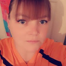 Thinking of booking this hotel for April is anyone been in april wats the  weather like in middle of April is it warm there entertainment ect