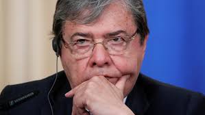 El titular de defensa colombiano enfrenta dos mociones: Congreso Colombiano Debatira Una Mocion De Censura Contra El Ministro De Defensa El Proximo 6 De Octubre Rt