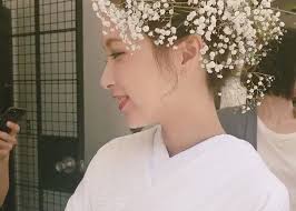 白無垢 洋髪 和装に合う可愛いヘアアレンジ 髪型まとめ ウェディングドレス 髪型 花 ウェディング ヘアスタイル ウェディングヘア