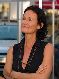 Von 1999 bis 2017 war sie abgeordnete zum nationalrat für die grünen. Eva Glawischnig Piesczek Alchetron The Free Social Encyclopedia