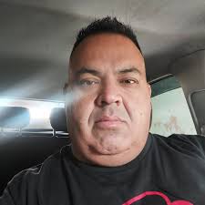 Atacante do Maringá invade entrevista do Operário-PR e grita: "Fala que foi  roubado"