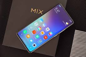 The company has confirmed the launch of its upcoming flagship on august 10. Zz2qcd4pu 7jqm