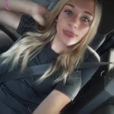 Victoria Wendel's Instagram, Twitter & Facebook