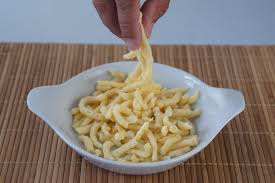 Well, it's a weird combination of spaetzle and mac and cheese. Glutenfreie Spatzle Spaetzlewunder Com