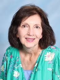 Patti Lyons's Instagram, Twitter & Facebook