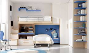 Un letto a castello ha sempre qualcosa di magico per i nostri bambini, ed è una soluzione perfetta se disponiamo di una cameretta. Letti A Castello Per Camerette Bambini Baraldi Arreda