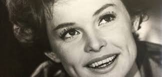 Reviews and scores for movies involving ghita nørby. Ghita Norby Selvforglemmelse Er Det Bedste I Verden Sannieburen Dk
