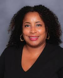 Lea Walls's Instagram, Twitter & Facebook