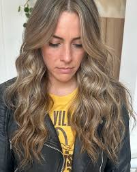 Danae Moore (@danaemoorehair) • Instagram photos and videos