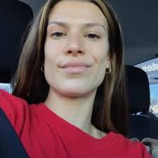 danielle salinger (@danirsalinger)