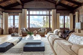 Le chalet est par excellence synonyme de charme et de convivialité. 2019 Home Of The Year Alpine Chalet Chic Mountain Living