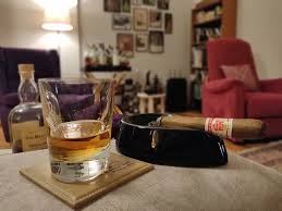 Hoyo De Monterrey Le Hoyo De San Juan The Balvenie Doublewood 12 Eski Siseleme Puro Viski Eslestiri Convenience Store Products Convenience Store San Juan