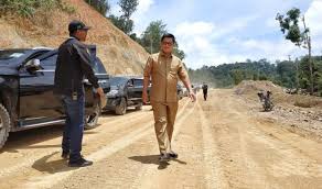 Kabupaten malinau adalah salah satu kabupaten di provinsi kalimantan utara, indonesia. Apbd Kabupaten Malinau 2021 Si Pelandukilat Layani Adminduk Warga Perbatasan Di Malinau Sosialisasi Regional Kalimantan Utara Penerimaan Mahasiswa Baru Politeknik Statistika Stis Tahun Akademik 2020 2021