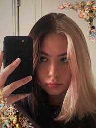 I Rlly Said Huh In 2020 Split Dyed Hair Aesthetic Hair Hair Streaks