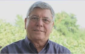 City of Miami Commissioner Manolo Reyes dies at 80