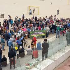 Royan : 260 personnes se rassemblent contre le projet Pure Salmon