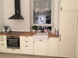 Kuche Landhausstil Weiss Ikea Beautiful Gebraucht Kuche Ikea Landhausstil Bodbyn Cremeweiss In Ikea Kuche Landhaus Ikea Kuche Haus Kuchen