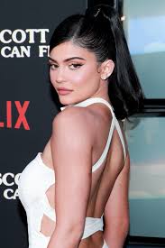 Most popular kylie jenner photos, ranked by our visitors. Kylie Jenner Posts Makeup Free Ig Showing Natural Hair Length