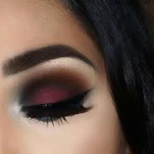 Como Maquillar Los Ojos Paso A Paso Para Principiantes Maquillaje De Ojos Paso A Paso Para Principiantes Maquillaje De Ojos Maquillaje De Ojos Ahumados Maquillaje