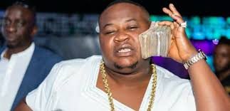 1 day ago · obi cubana is extremely wealthy, his net worth is an estimated $500,000,000. Police Detain Instagram Celebrity Cubana Chief Priest