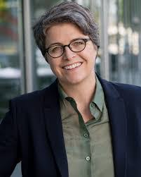 Jenna Kwan's Instagram, Twitter & Facebook