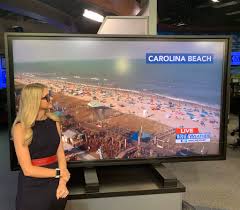 Filmografia, nagrody, biografia, wiadomości kat campbell jeszcze nie ma biografii na filmwebie, możesz być pierwszym który ją doda! Wral Kat Campbell On Twitter I Can Dream Right I Ll Have Your Beach Forecast On Wral News At 6